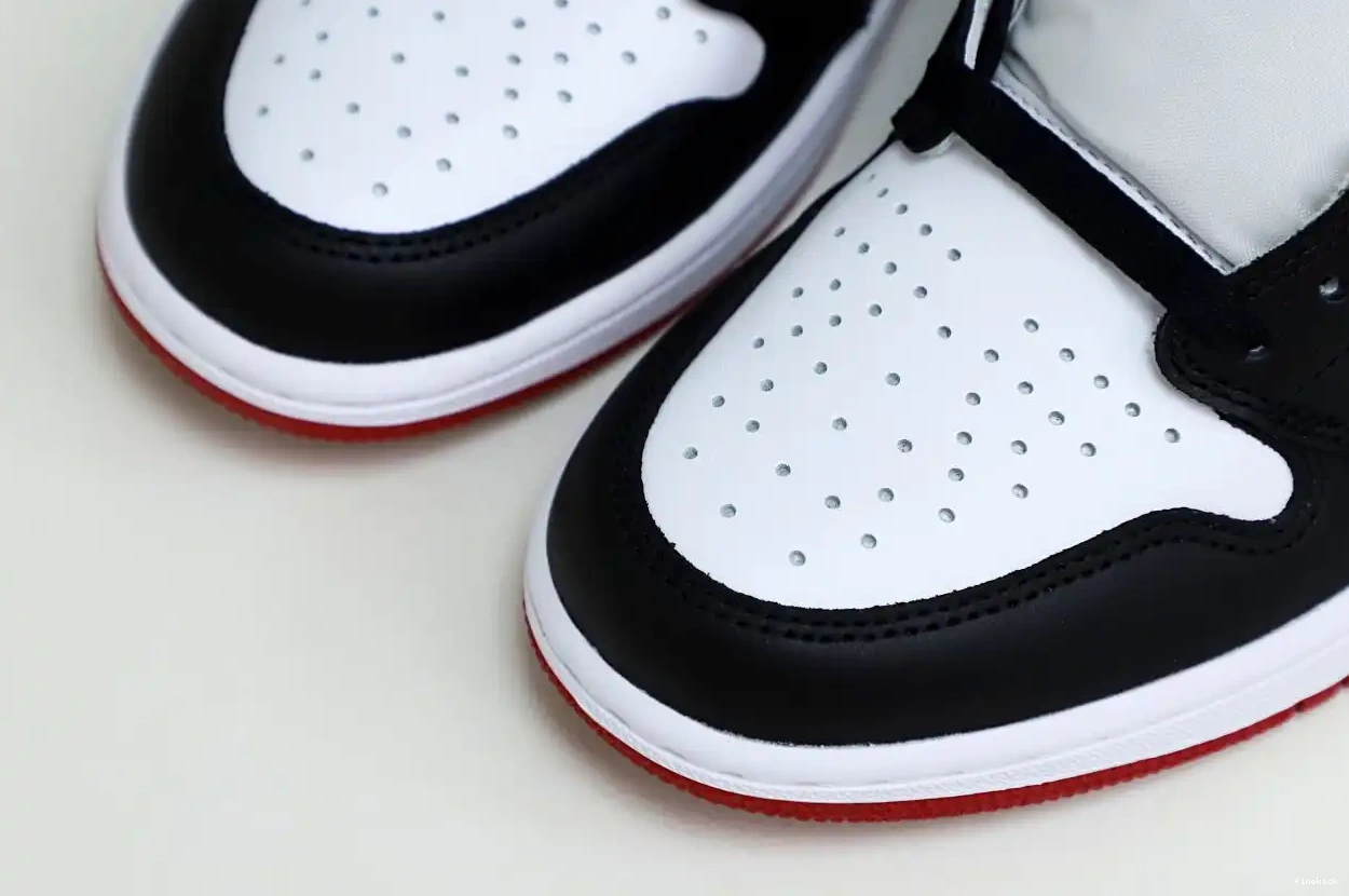 Toe Jordan Air Retro (2016) Black 1 0531